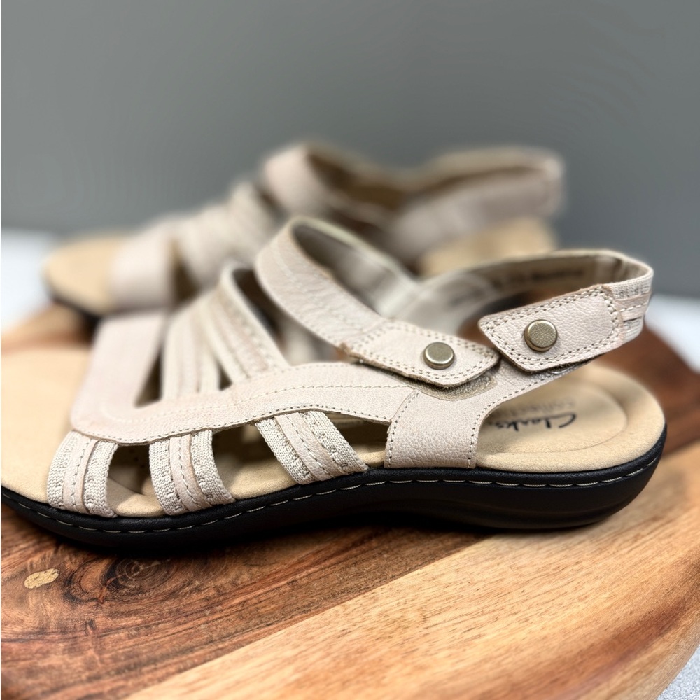 Clarks Laurieann‎ Erin /Sand-Sble Strappy Sandals Sz 11   New w/o Box